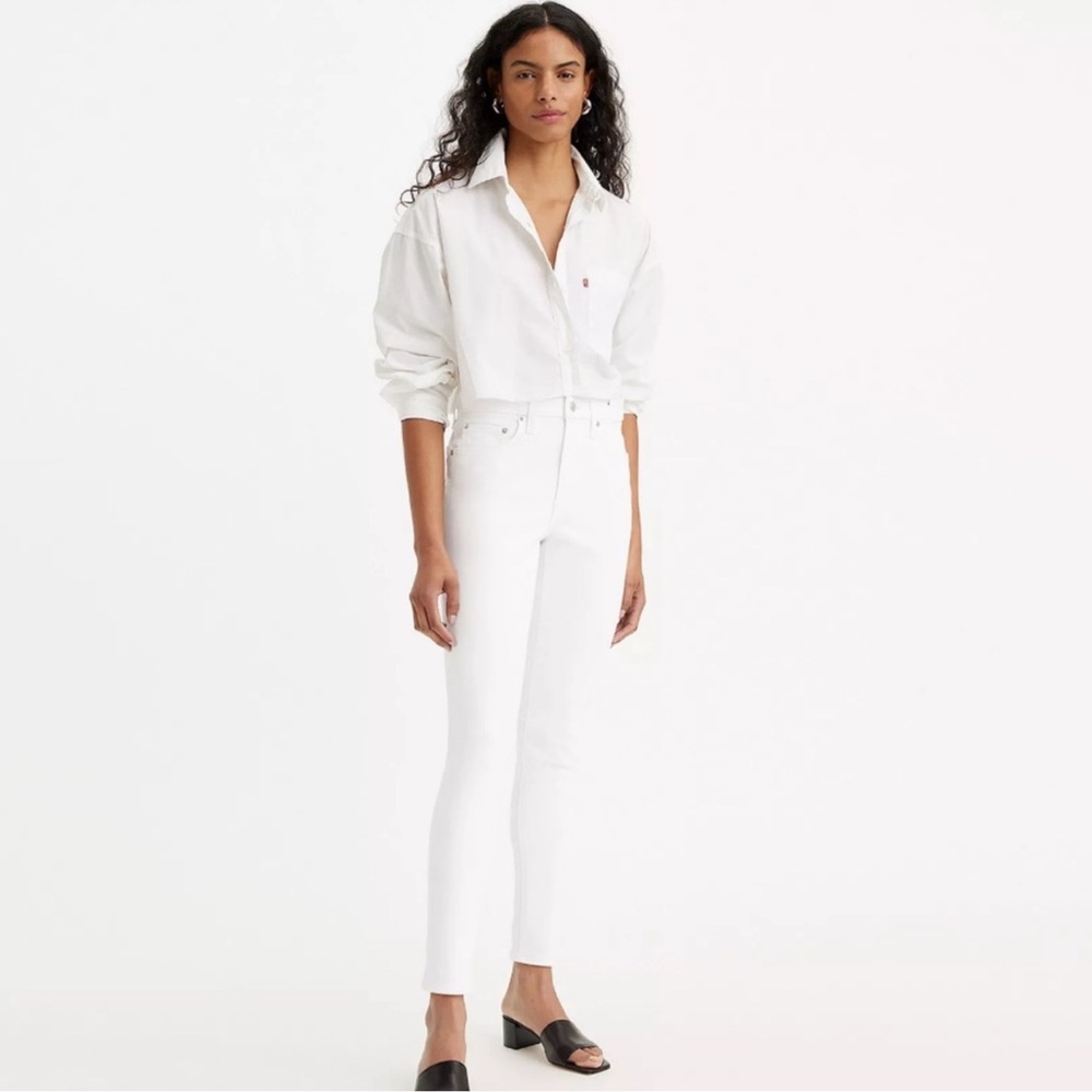 Levi’s White Skinny Jeans - Picture 2 of 11